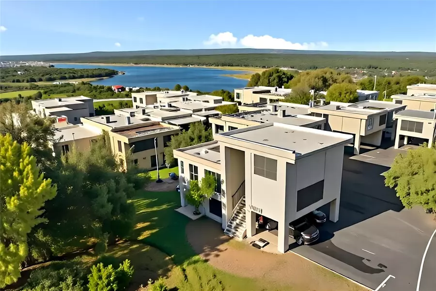 5802 Circulo DR #1A, Lago Vista, TX 78645