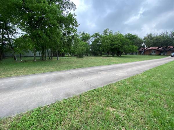 758 Live Oak ST, Kyle, TX 78640