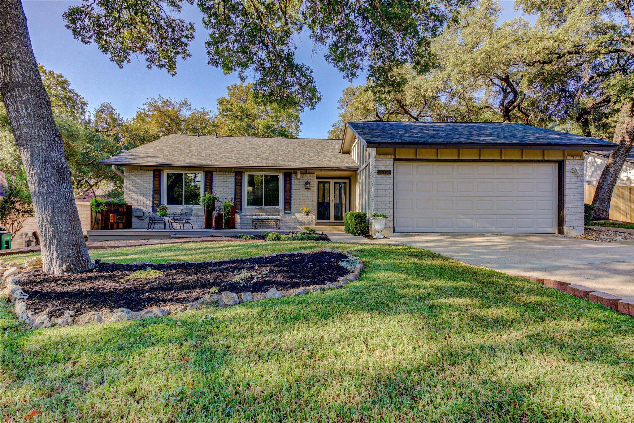 2713 Bryonhall DR, Austin, TX 78745