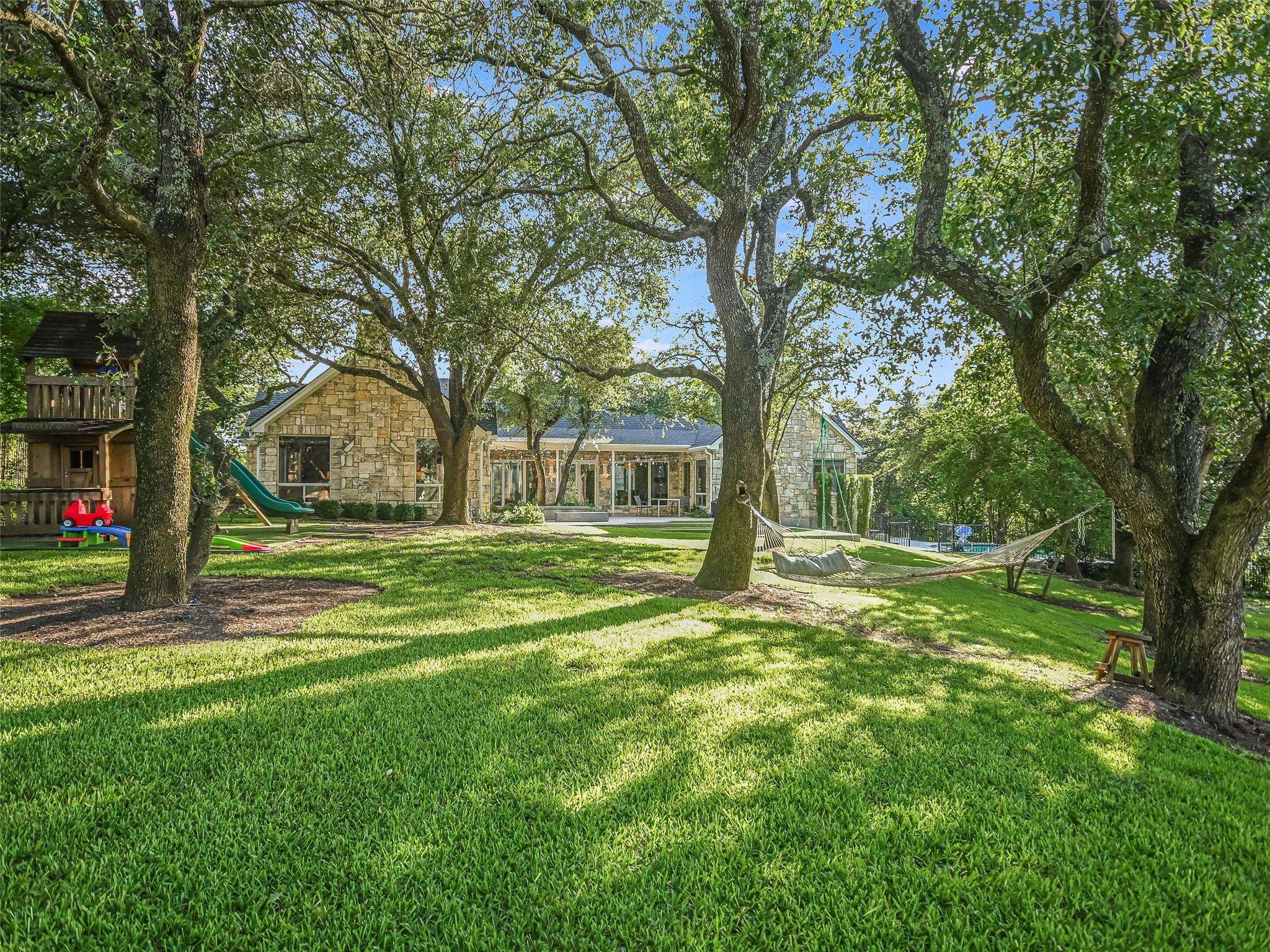 Austin, TX 78746,417 BEARDSLEY LN