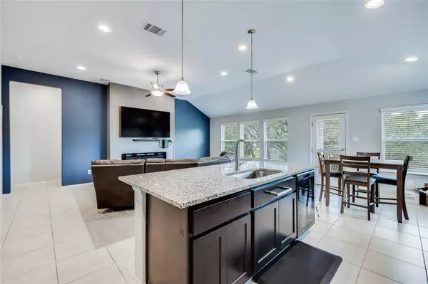 Lago Vista, TX 78645,21302 Santa Rosa Ave