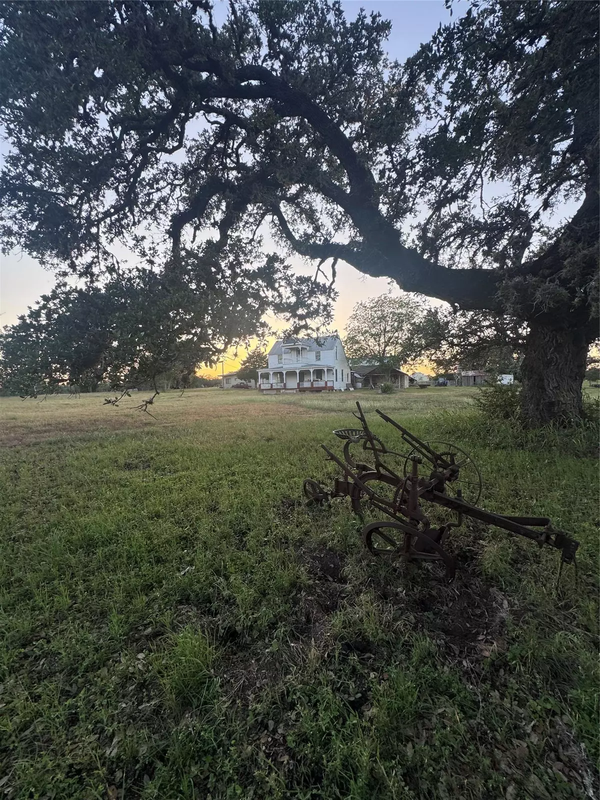La Grange, TX 78945,6346 Sand Rock RD