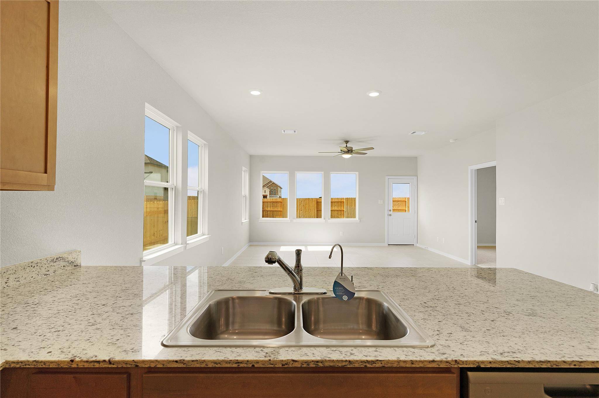 Elgin, TX 78621,13720 Tucker Hedge PASS