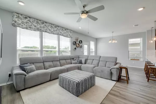 Elgin, TX 78621,119 W Point WAY