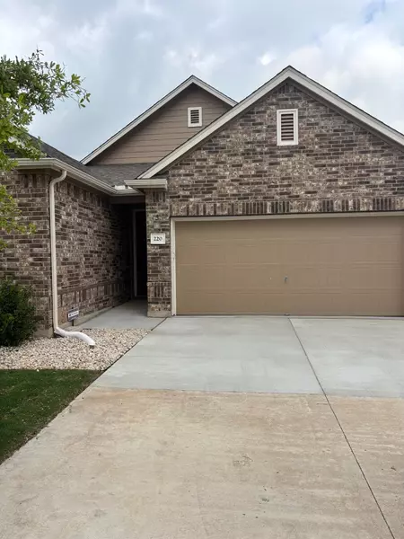 220 S Rocroi DR, Georgetown, TX 78626