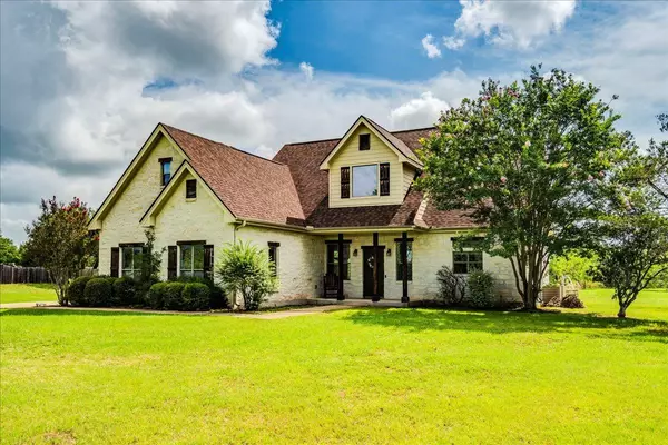 Buda, TX 78610,681 Bartlett DR W