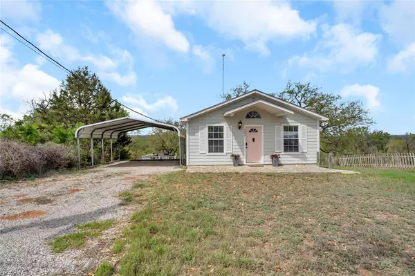 Kingsland, TX 78639,5898 River Oaks DR