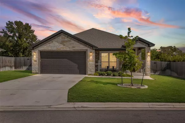 707 Eagle Pass DR, Salado, TX 76571