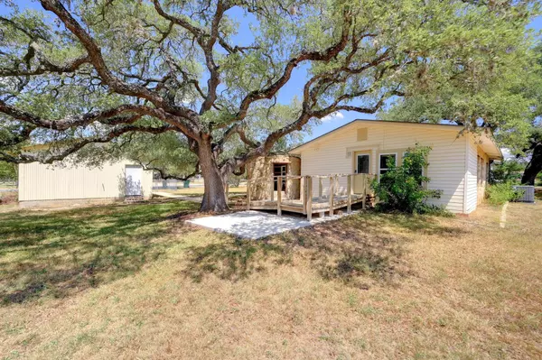 Blanco, TX 78606,817 (NW 1/4) 9th Street