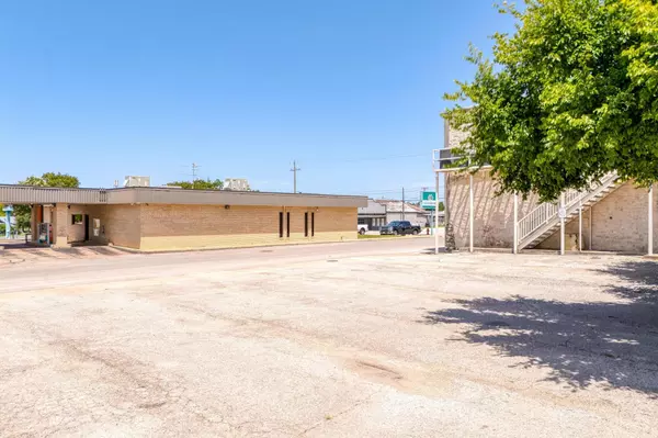 Florence, TX 76527,200 E Main ST