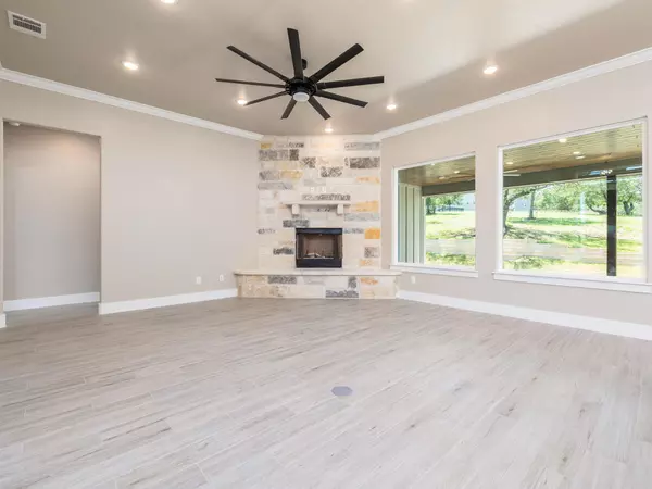 Burnet, TX 78611,101 Dawna Len DR