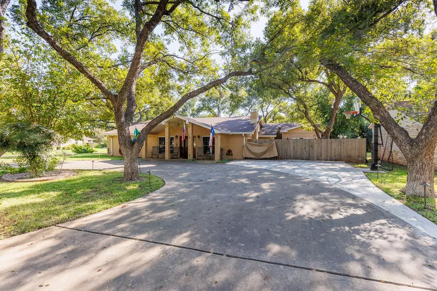 301 Stewart ST, Marble Falls, TX 78654