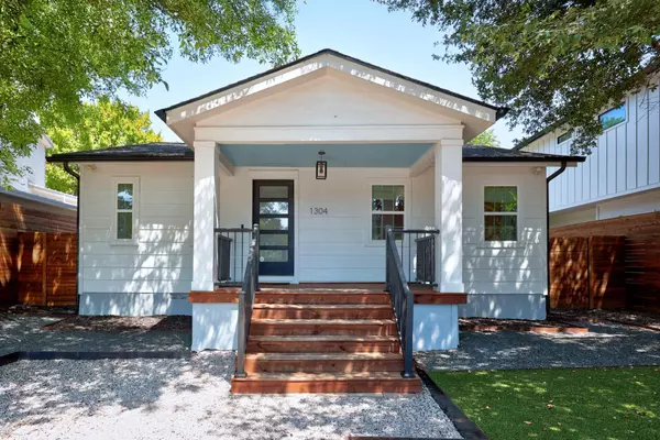 1304 E 3rd ST #A, Austin, TX 78702