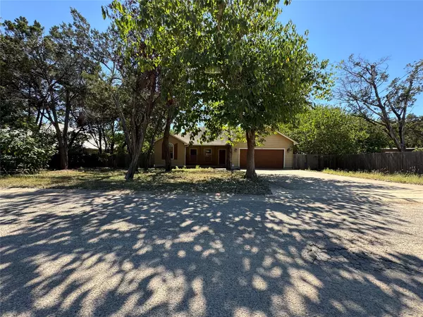 204 Glosson RD, Dripping Springs, TX 78620