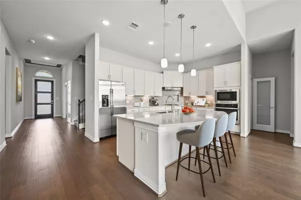 Buda, TX 78610,880 Cherrystone LOOP