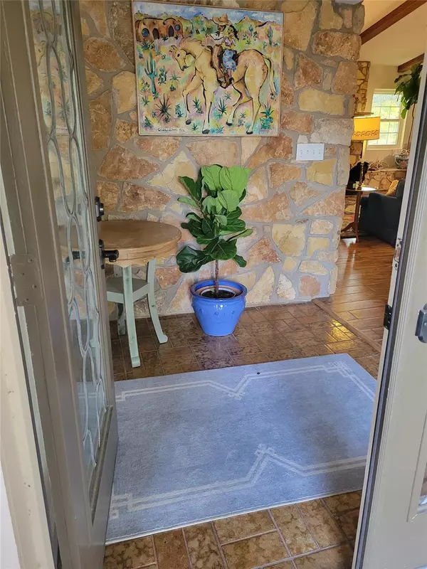 Wimberley, TX 78676,219 Blanco DR
