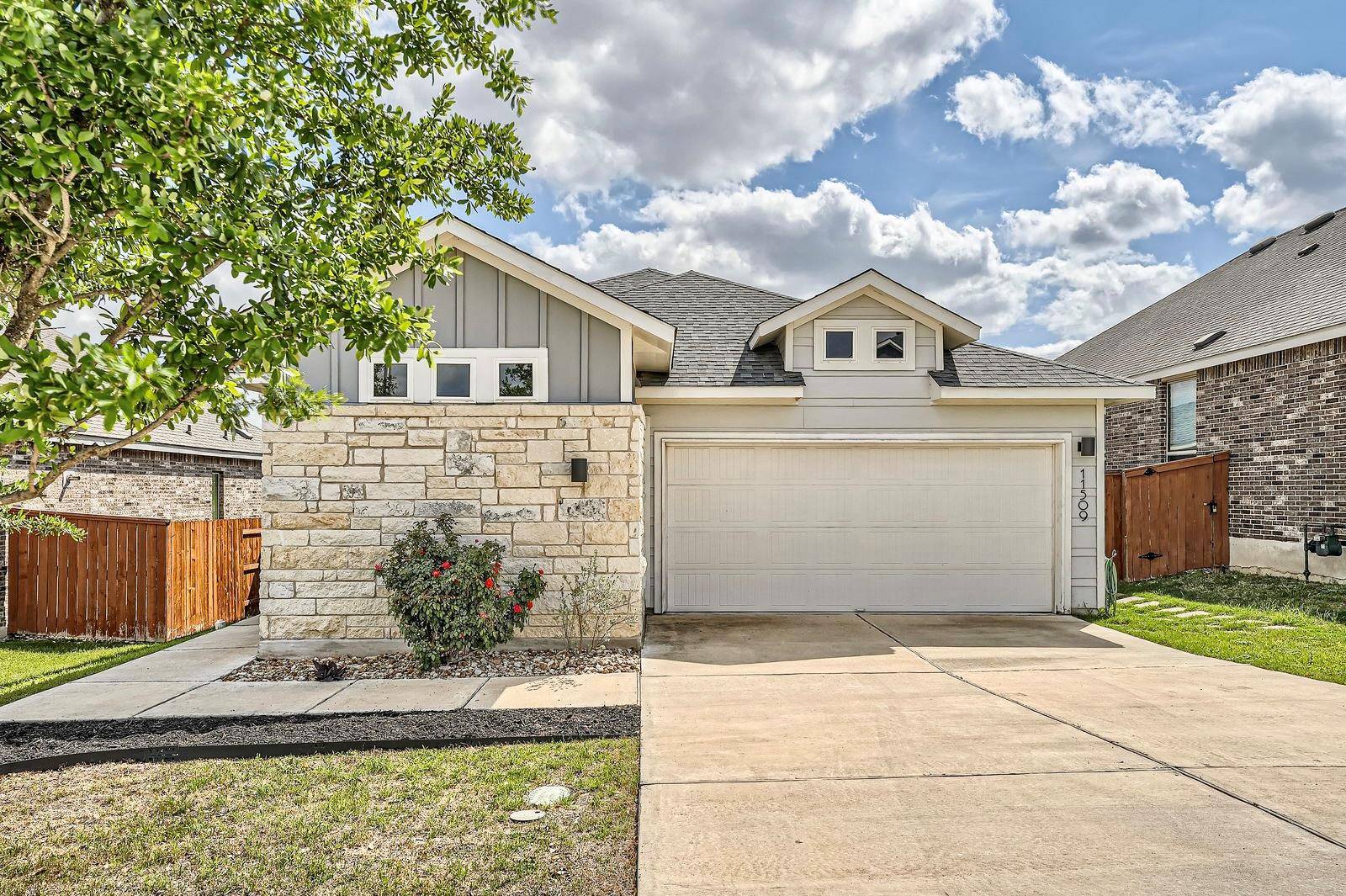 11509 Brindle CT, Manor, TX 78653