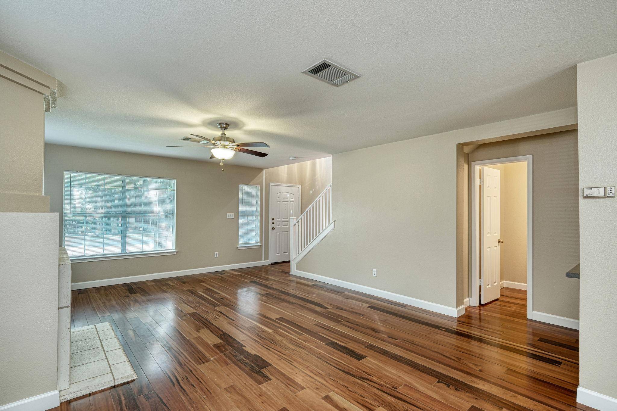 Austin, TX 78748,11412 Kingsgate DR