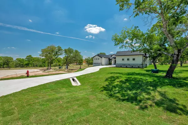 Dripping Springs, TX 78620,125 Stockman DR