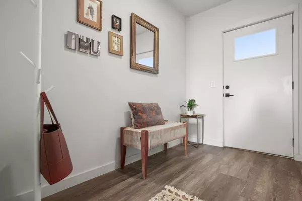 Austin, TX 78704,4004 Banister LN #202