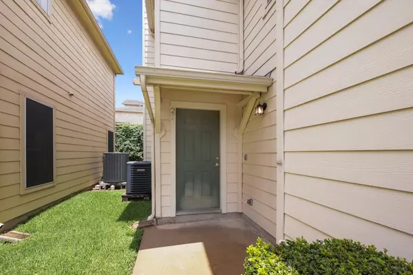 Austin, TX 78749,7500 Shadowridge RUN #27