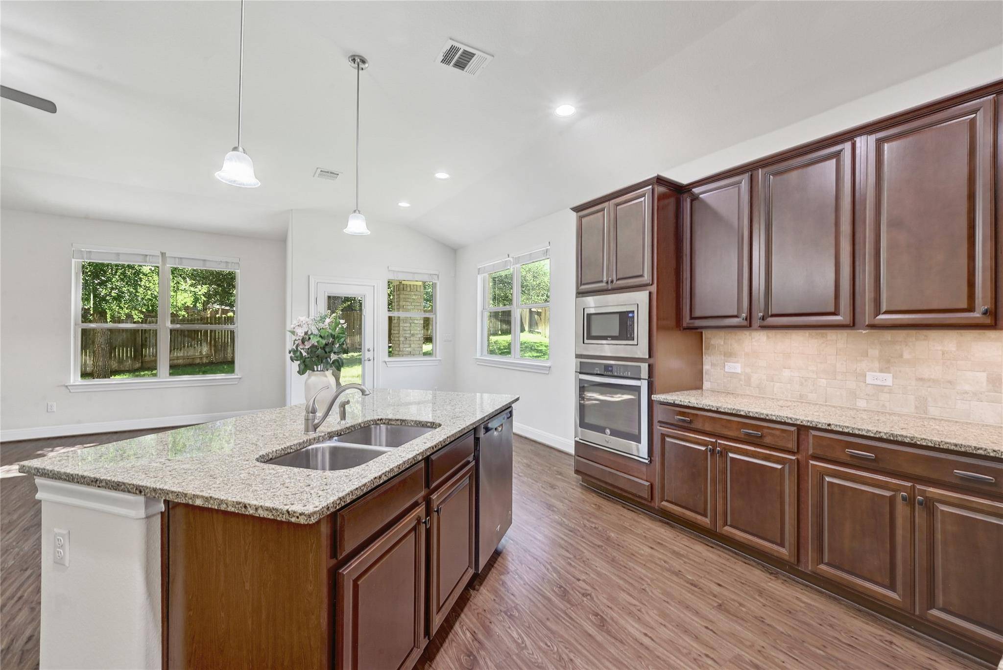 2232 Skippy CV, Leander, TX 78641