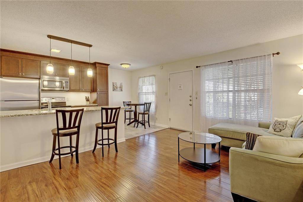 Austin, TX 78705,910 Duncan LN #60