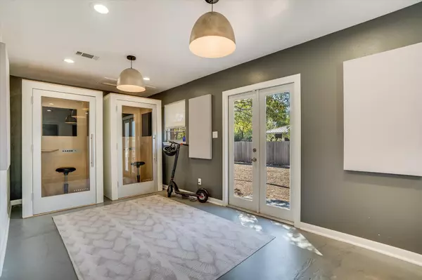 Austin, TX 78756,2117 Shoalmont DR
