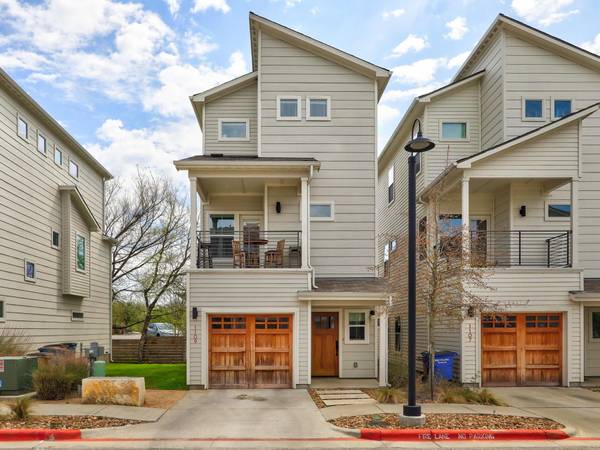 1109 Euphoria BND #33, Austin, TX 78702