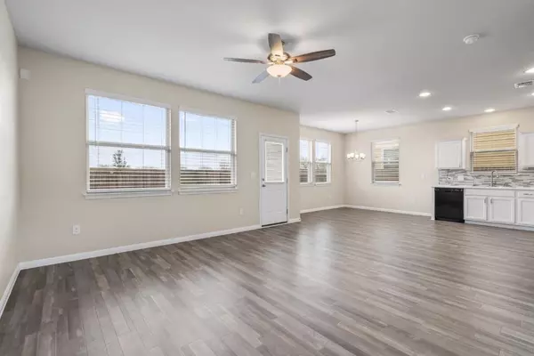 Buda, TX 78610,365 Guemal RD