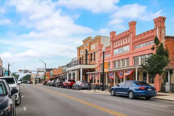 Bastrop, TX 78602,221 Kahana LN