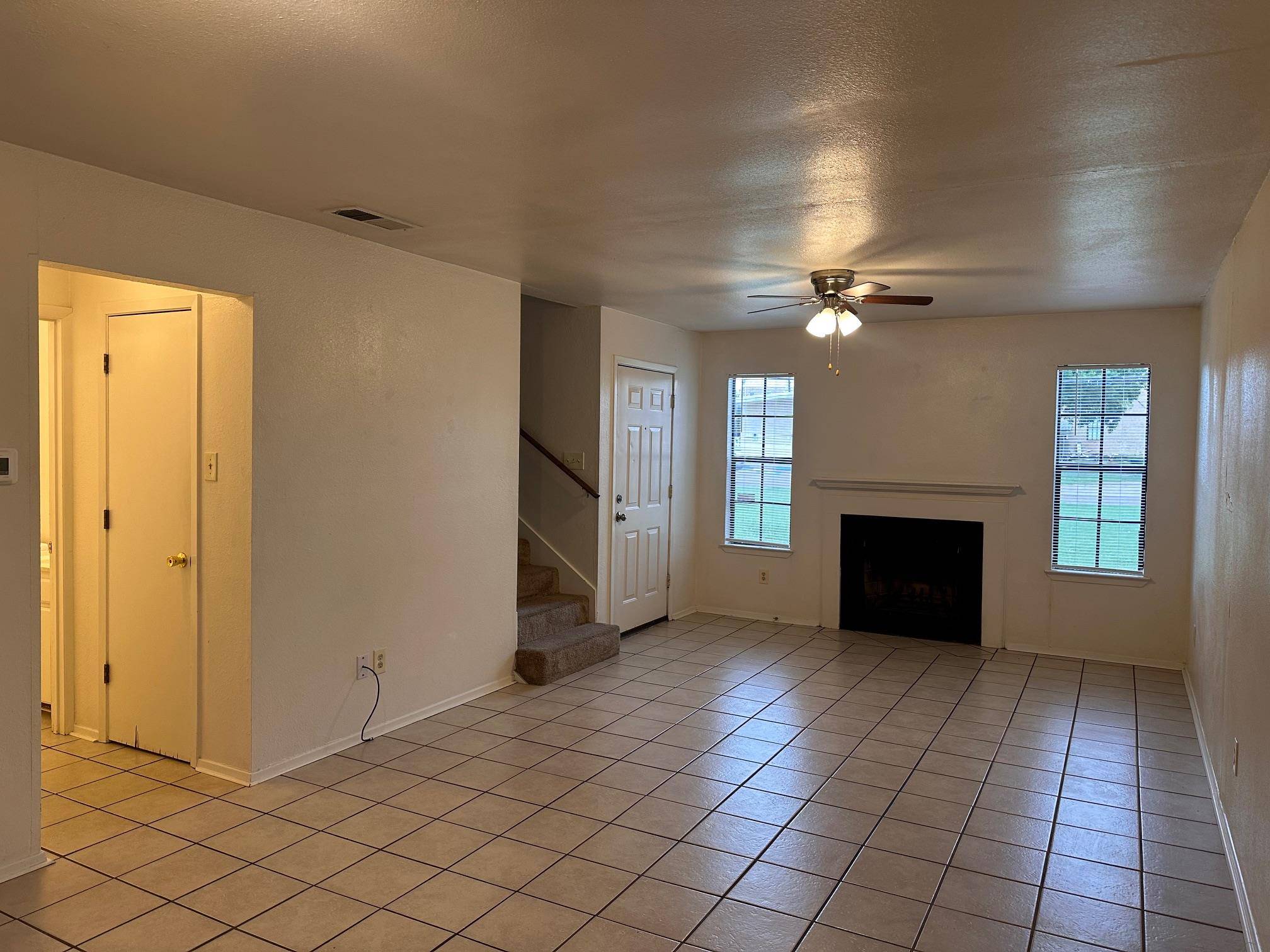 Bastrop, TX 78602,1007 Water ST #104