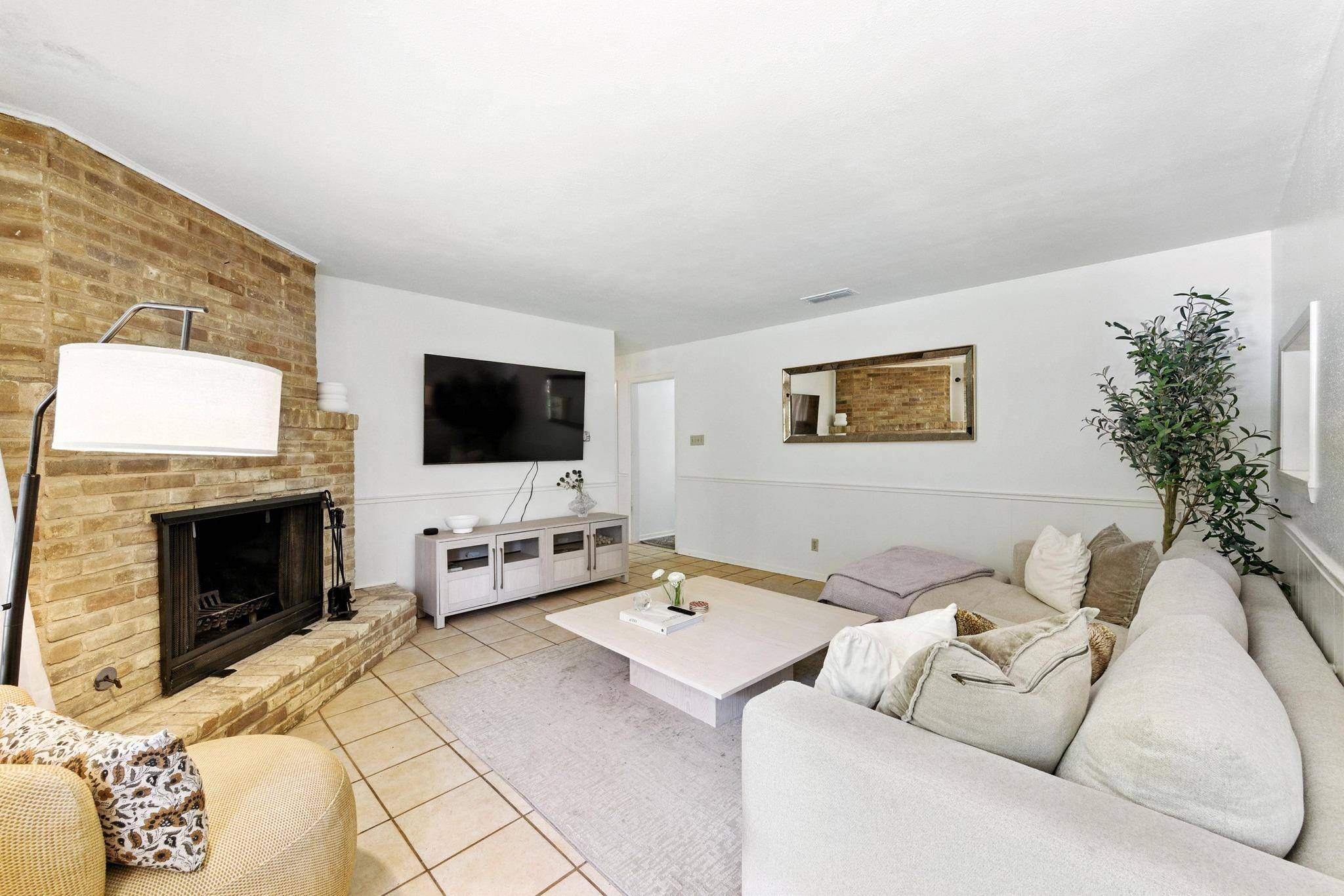 Austin, TX 78704,2500 Deerfoot TRL