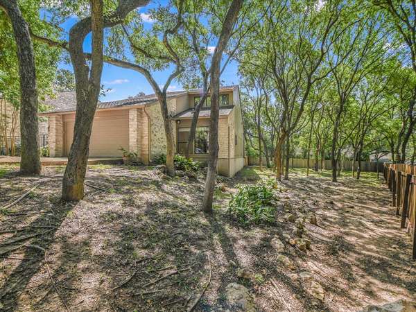 8003 Raintree PL, Austin, TX 78759