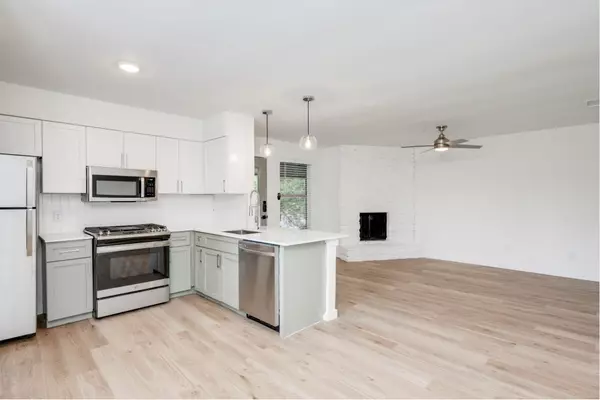 Austin, TX 78745,5706 Cougar Drive #A