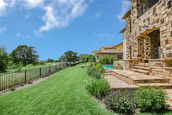 Austin, TX 78738,211 Jack Nicklaus DR