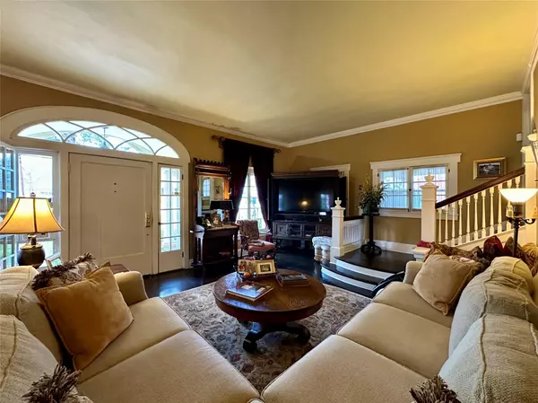 San Marcos, TX 78666,719 W San Antonio ST