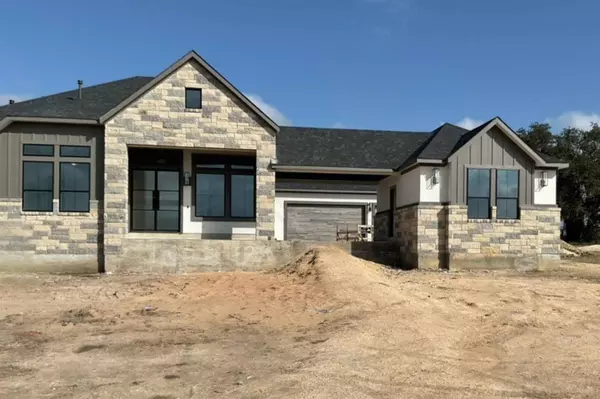 1400 Paxton LN, Florence, TX 76527