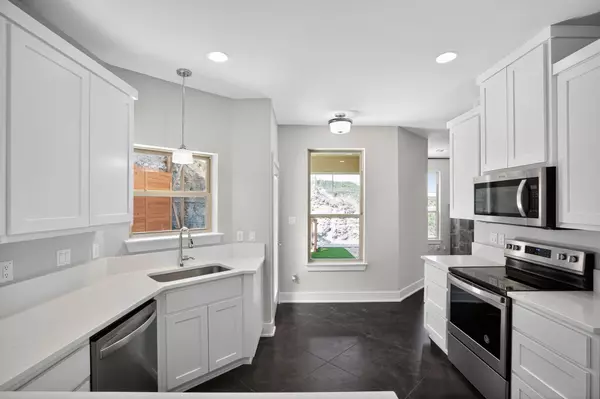 Dripping Springs, TX 78620,10624 Lake Park DR