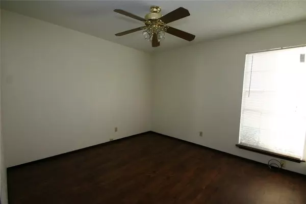 Austin, TX 78744,6605 Bluestone ST