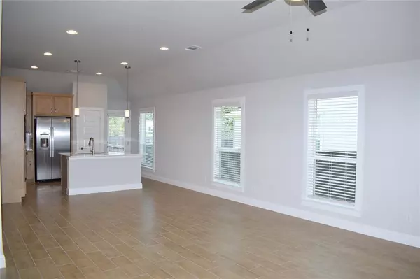 Round Rock, TX 78681,2605 Sam Bass RD #25