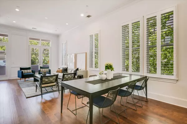 Austin, TX 78702,1023 Juniper ST