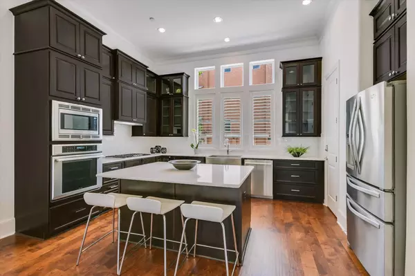 Austin, TX 78702,1023 Juniper ST