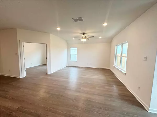 San Marcos, TX 78666,132 Hazy View RD