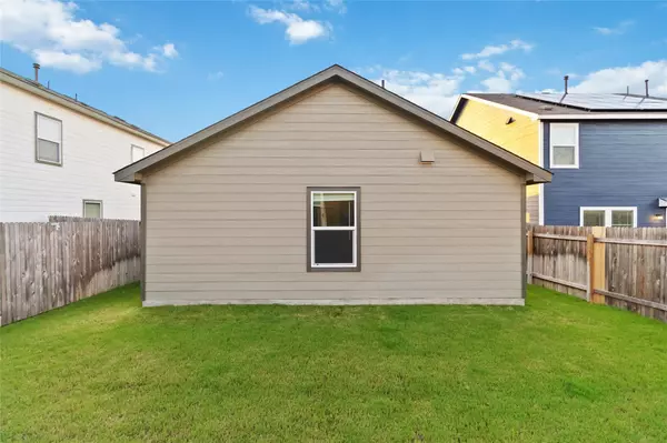 Maxwell, TX 78656,212 Amber GLN