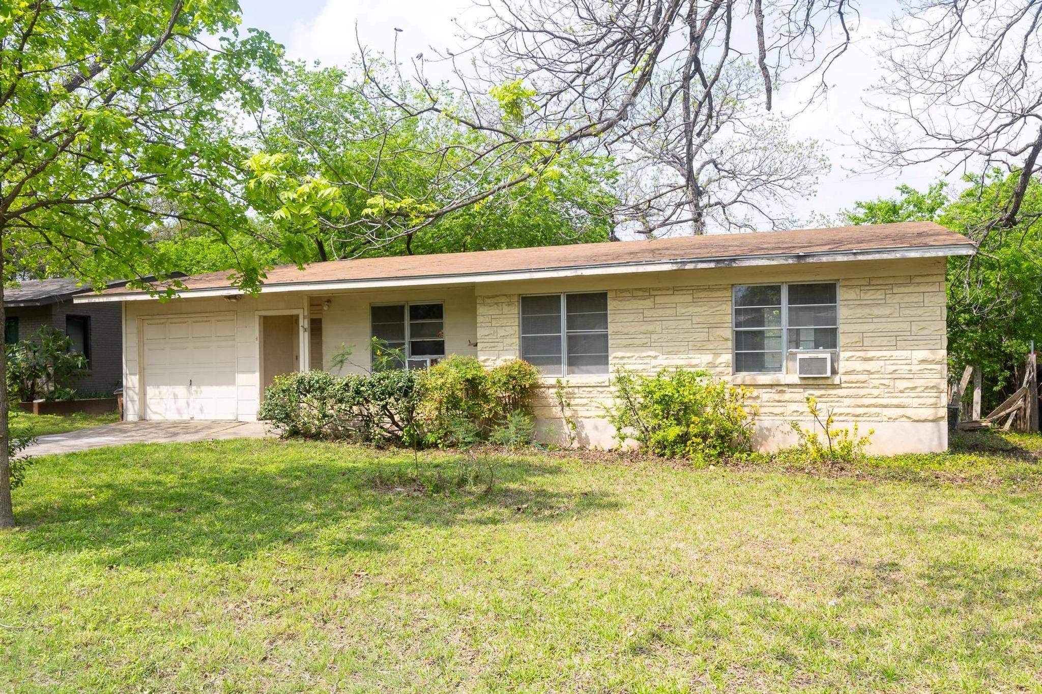 Austin, TX 78704,1102 Southwood RD