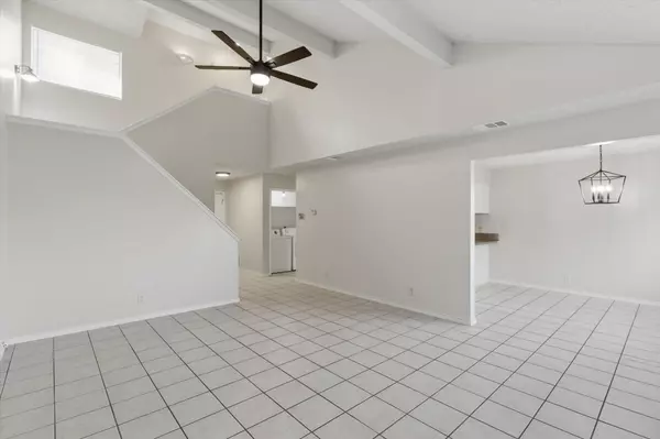 San Marcos, TX 78666,115 Crest DR