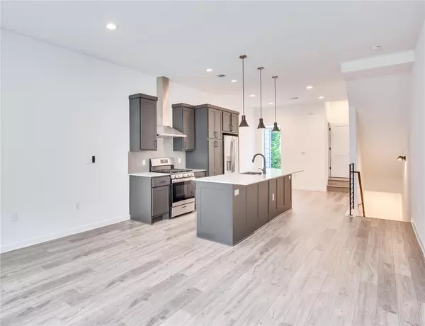 2804 S 1st ST #1108, Austin, TX 78704