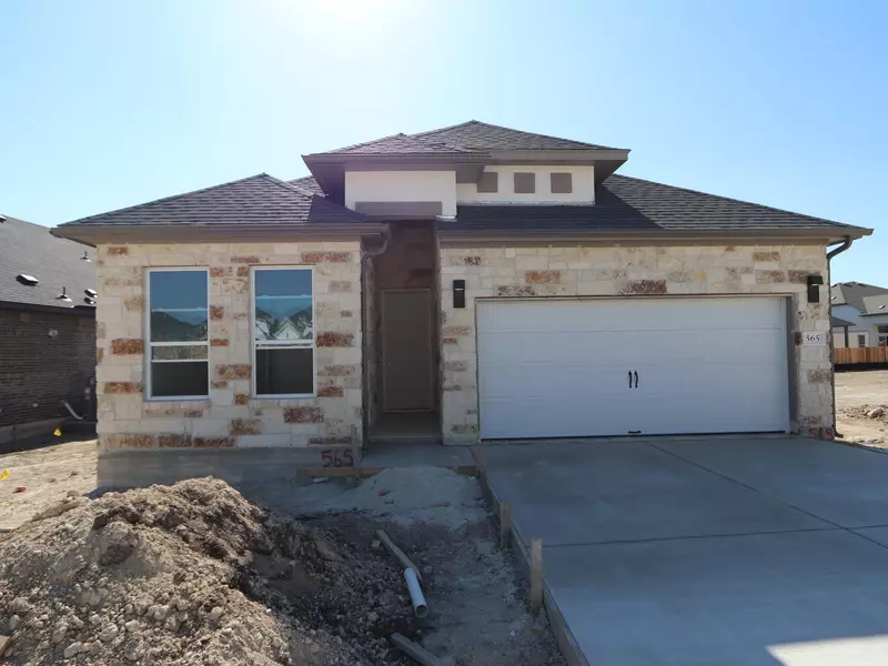 565 Darley Oak DR, Dripping Springs, TX 78620