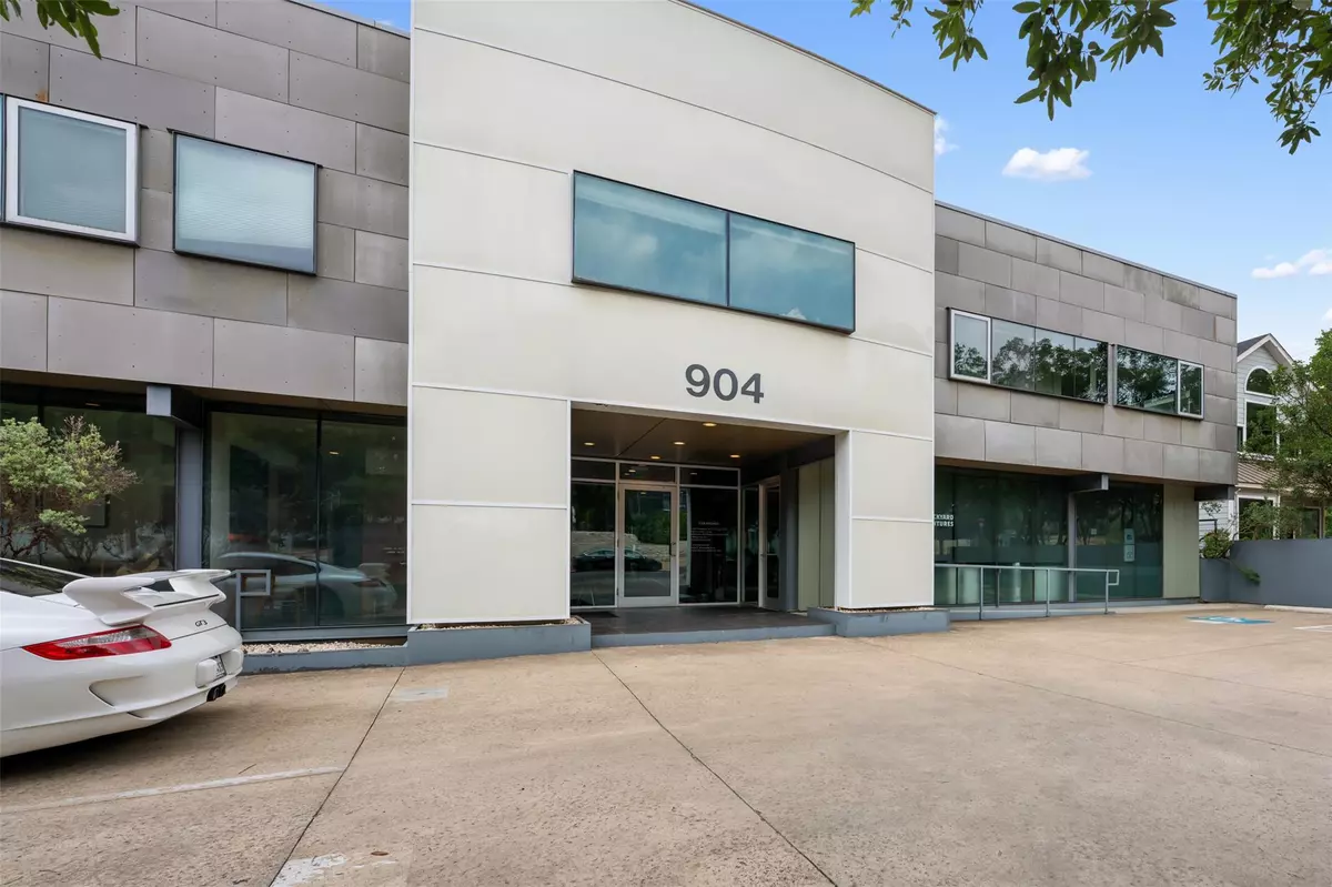 Austin, TX 78701,904 West Ave #103